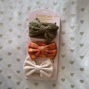 ✂️*NWT* 10/$40 Bebe Baby Bow Set